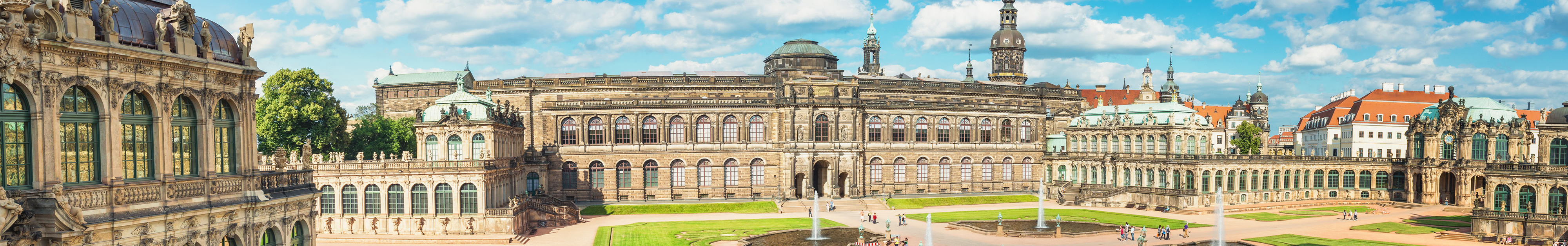 Slider Kultur Panorama des Dresdner Zwingers mit barocker Architektur